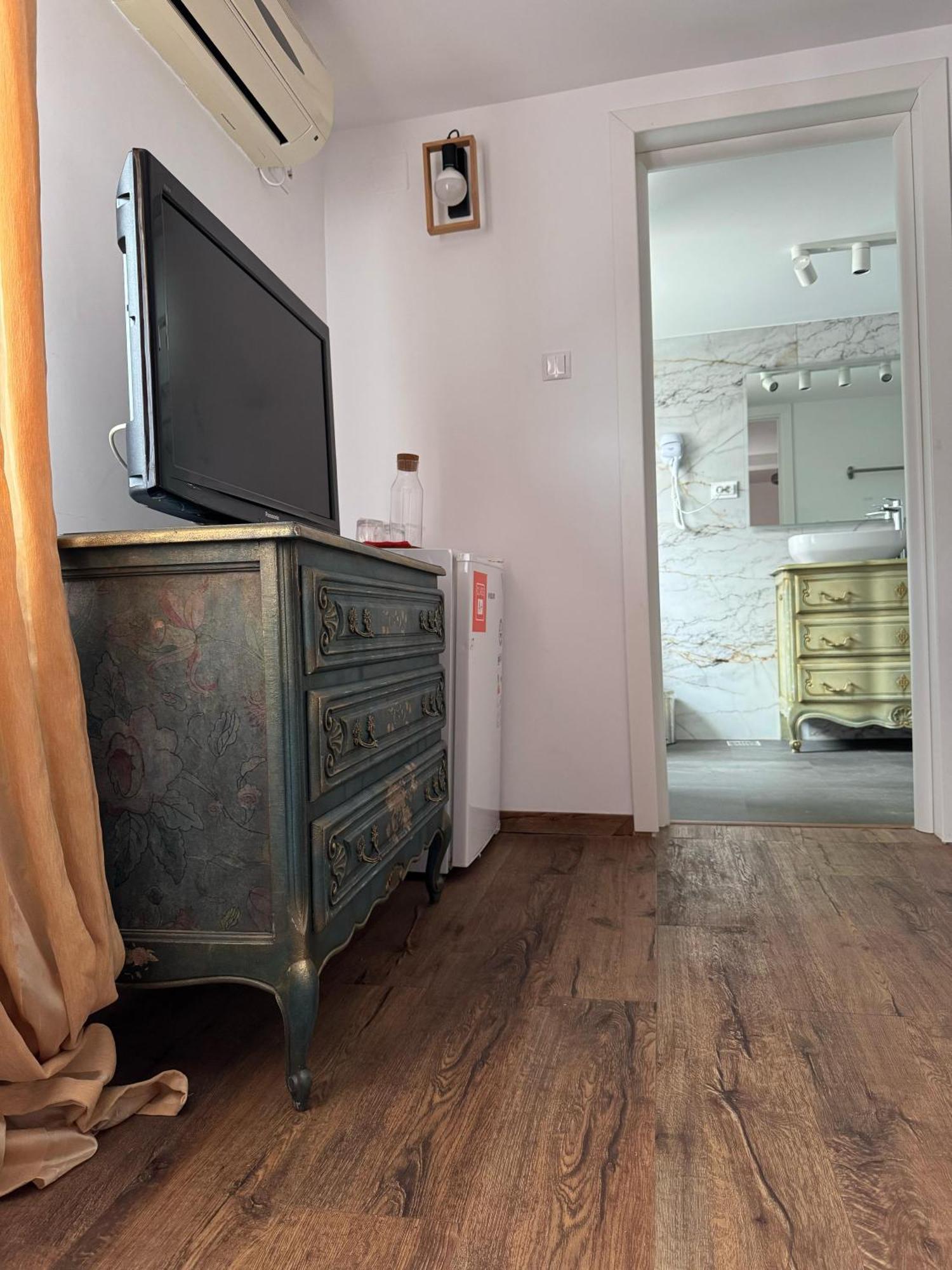 Vila Speranta Pleşcoi Exteriér fotografie
